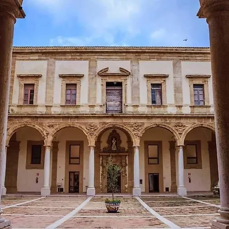 Mirabilia Arab House